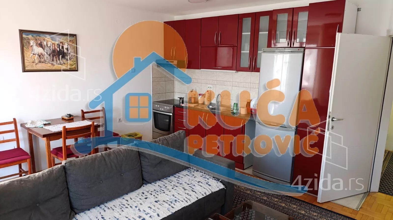 Jednoiposoban stan | 4zida