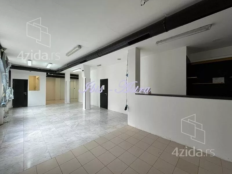 Lokal | 4zida