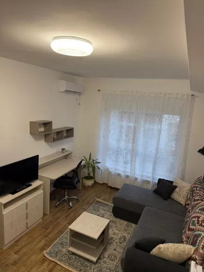Milovana Gušića 107 | 4zida.rs