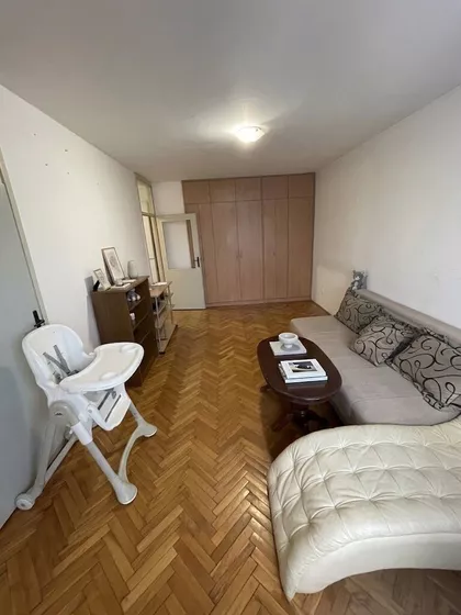 Kneza Danila 12 | 4zida.rs