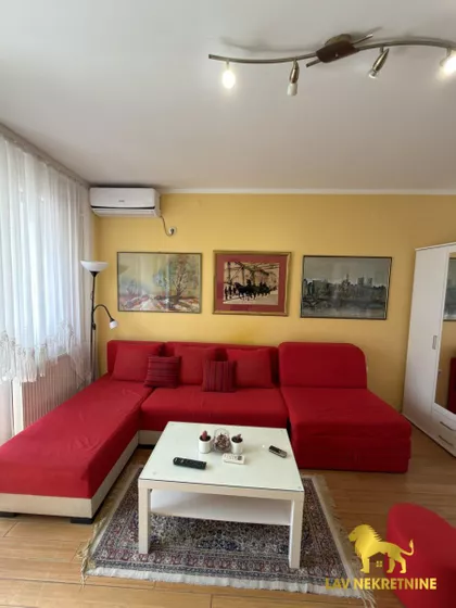 KORNELIJA STANKOVIĆA | 4zida.rs