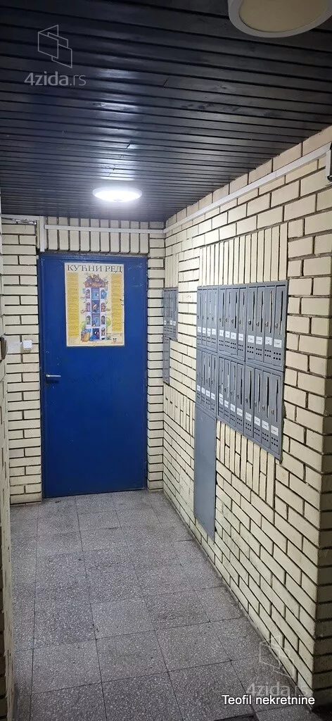Jednoiposoban stan | 4zida
