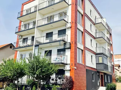 Surčin (mesto) | 4zida.rs