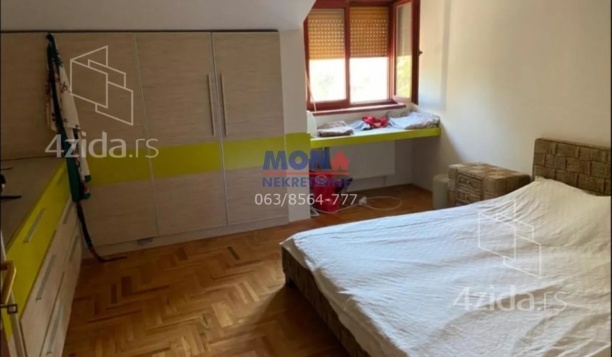 Šestosoban stan | 4zida