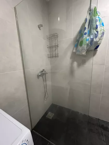 Kaluđerica | 4zida.rs