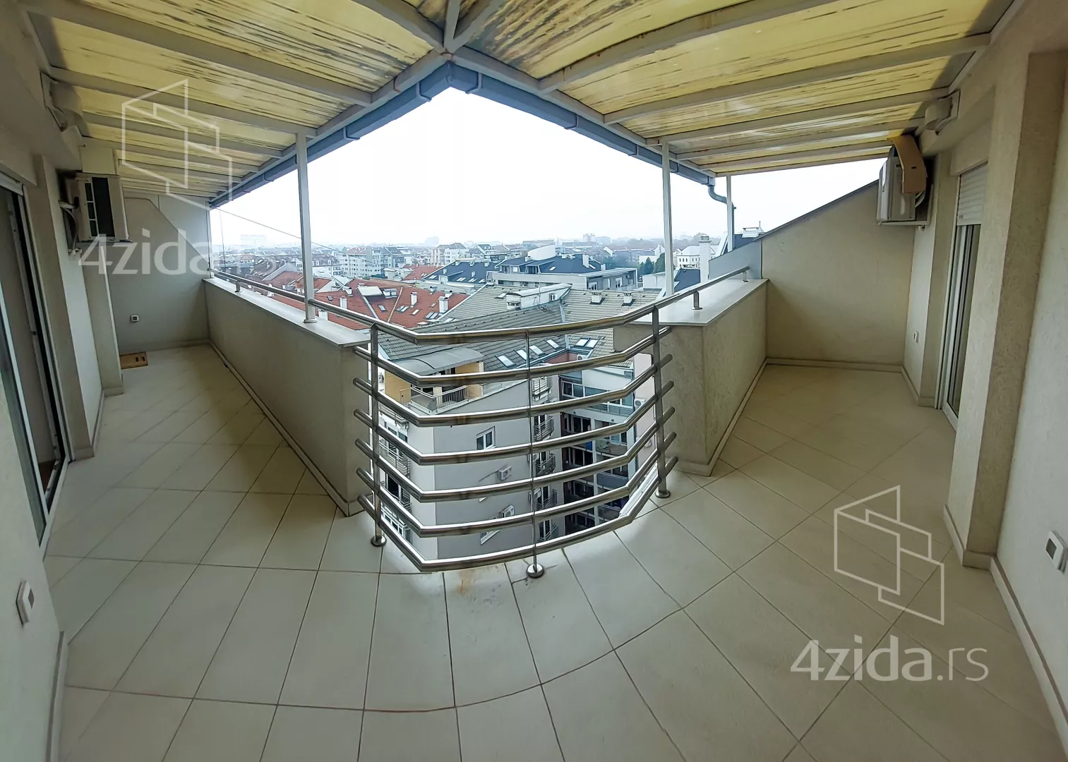 Petosoban stan | 4zida