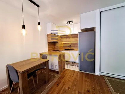 Višnjička Banja | 4zida.rs