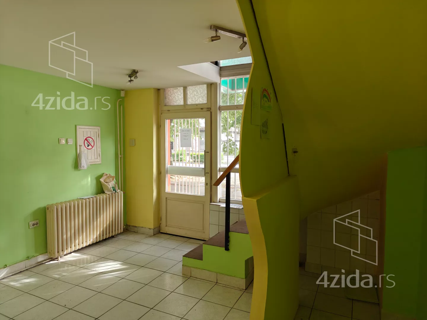 Lokal | 4zida