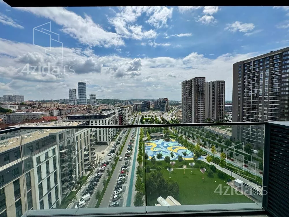 Petosoban stan | 4zida