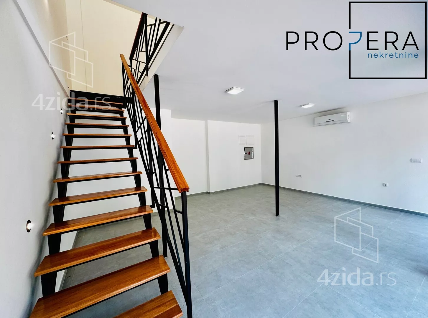 Poslovni prostor | 4zida