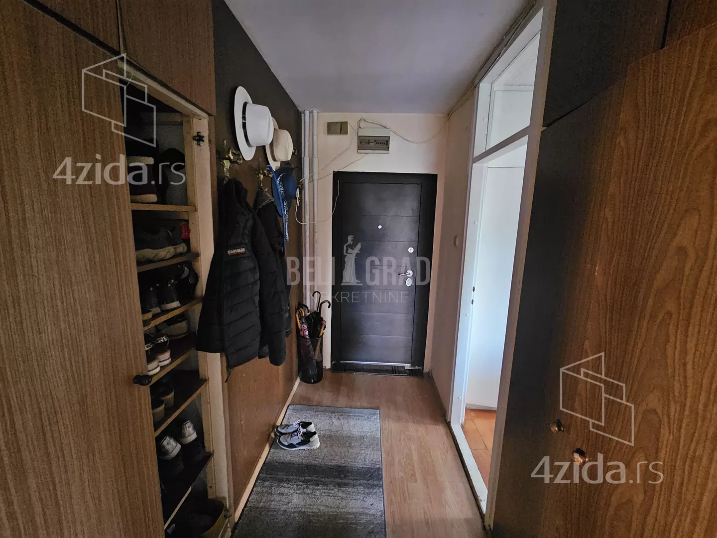 Troiposoban stan | 4zida