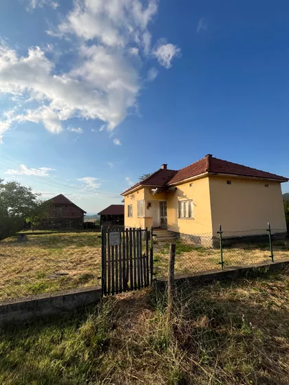 Šumadijska | 4zida.rs
