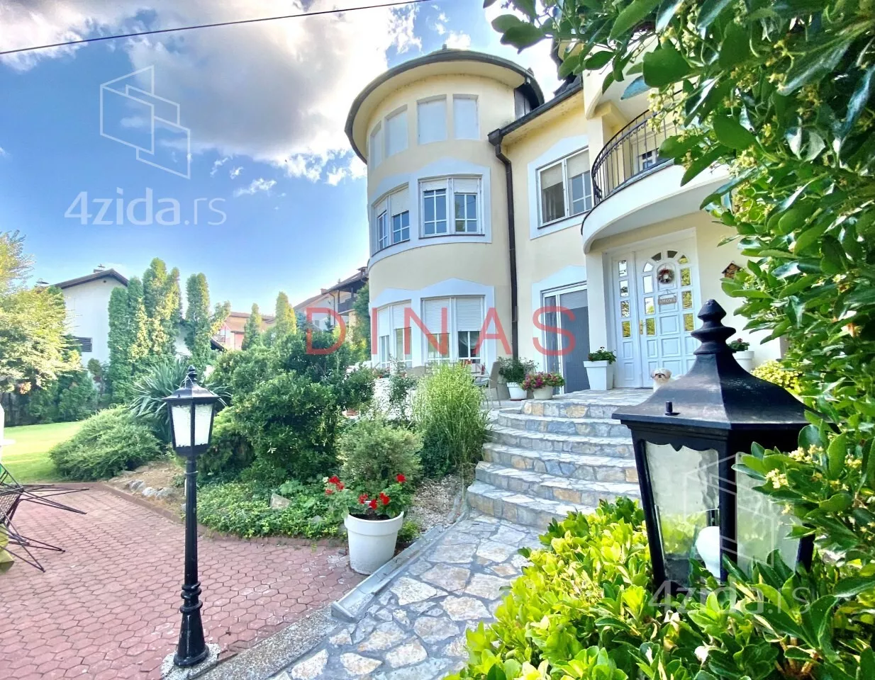 Kuća | 4zida