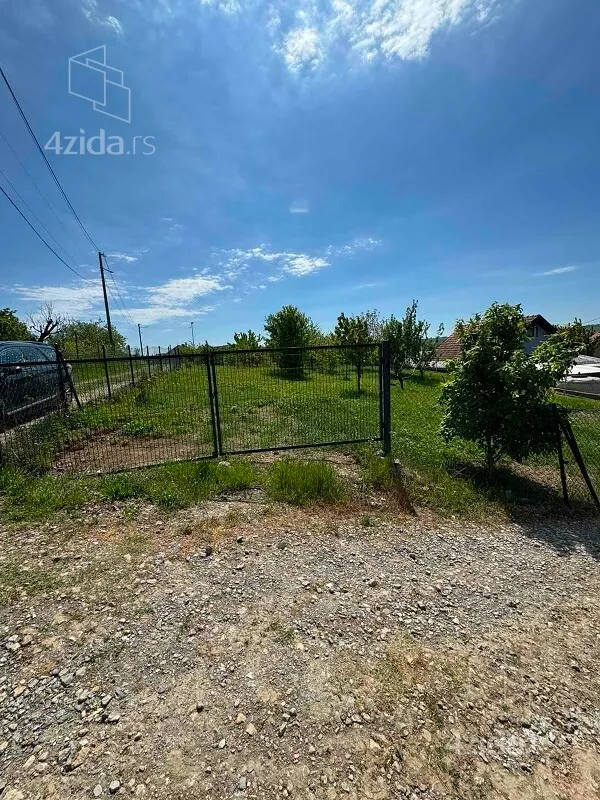 Plac | 4zida