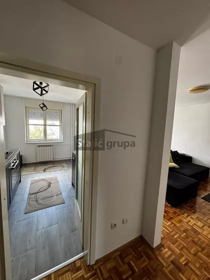 Moravske divizije | 4zida.rs