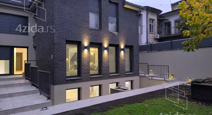 3-etažna kuća | 4zida