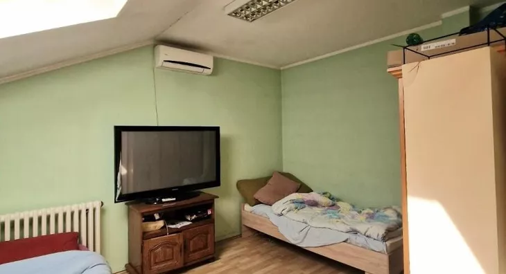 Šestosoban stan | 4zida