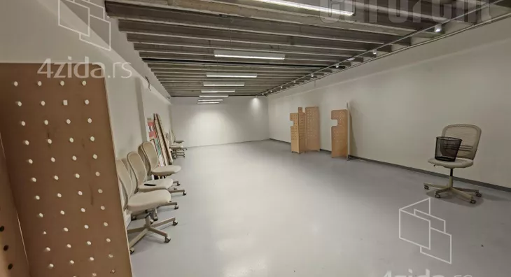 Poslovni prostor | 4zida