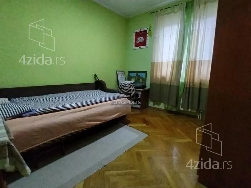 3-etažna kuća | 4zida