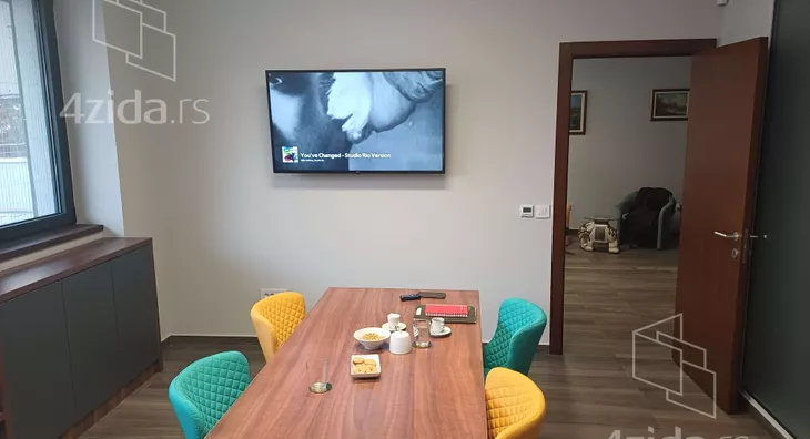 Poslovni prostor | 4zida