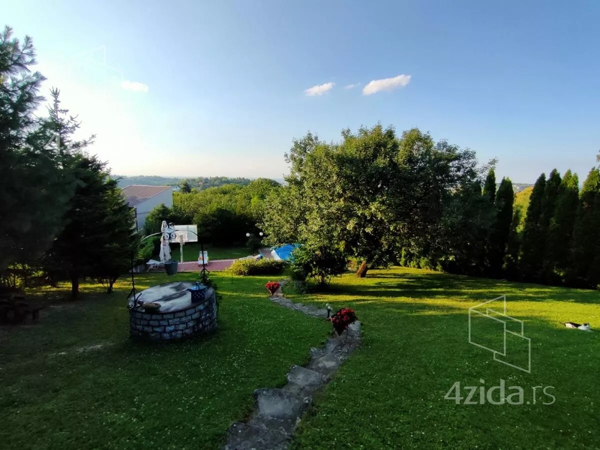 Kuća | 4zida