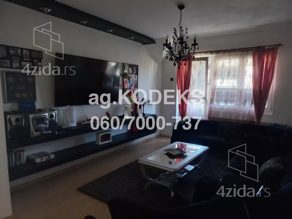 Četvorosoban stan | 4zida