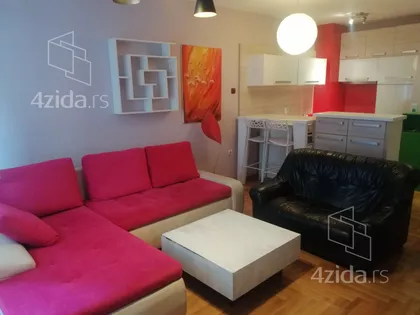 Koste Abraševića 37 | 4zida.rs