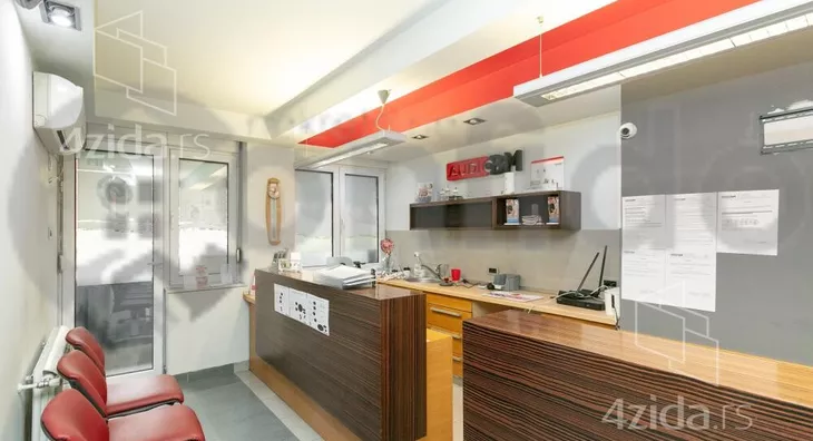 Poslovni prostor | 4zida