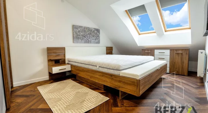 Petosoban stan | 4zida