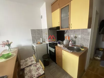 Devet Jugovića | 4zida.rs