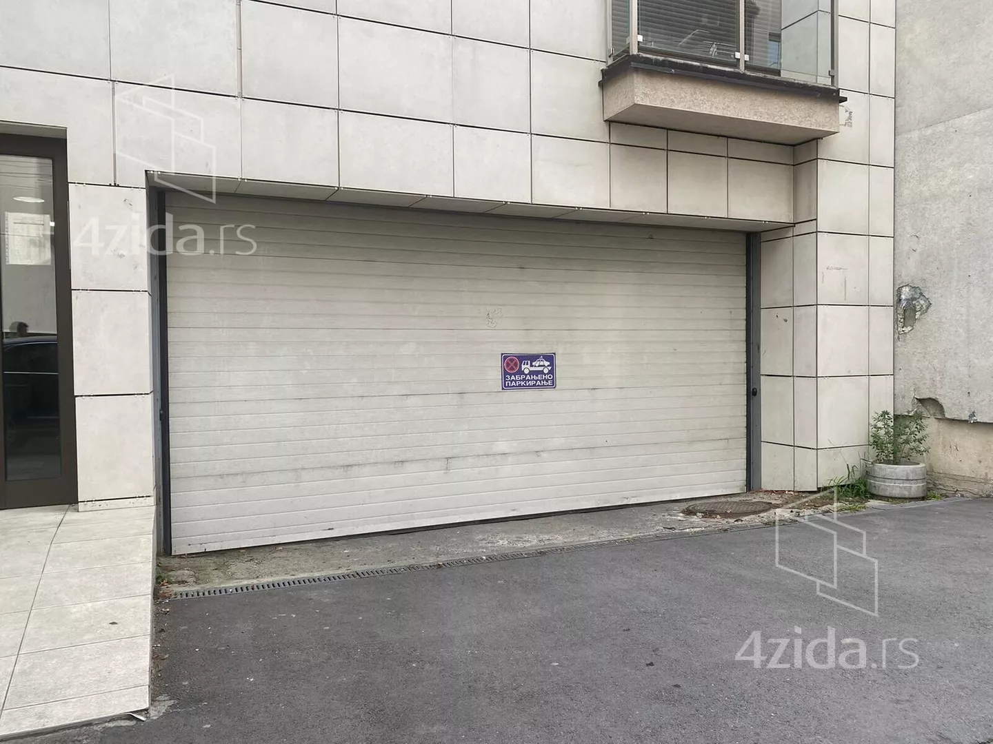 Garaža | 4zida