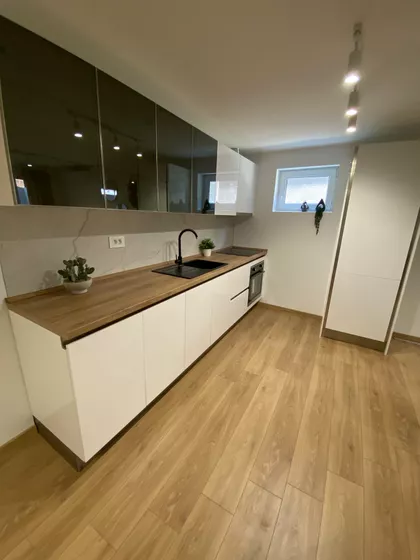 Pantelejska Crkva | 4zida.rs