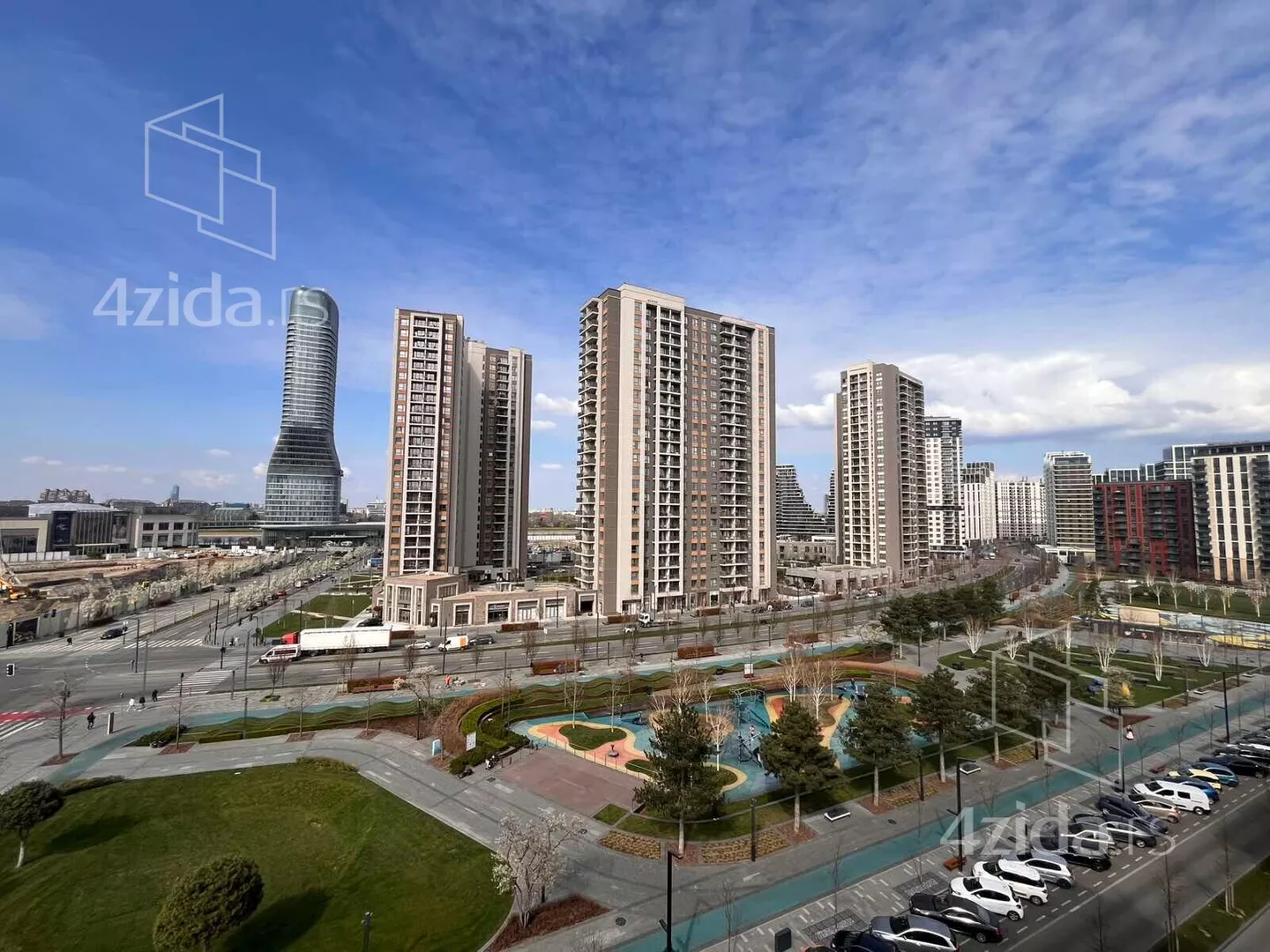 Četvorosoban stan | 4zida