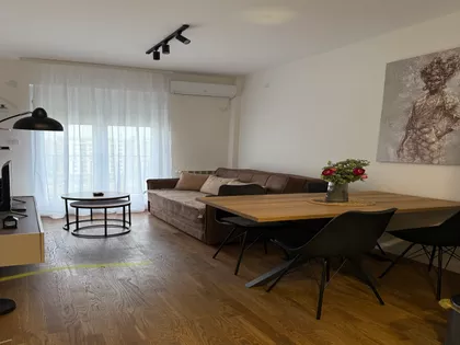 Milovana Gušića 103 | 4zida.rs