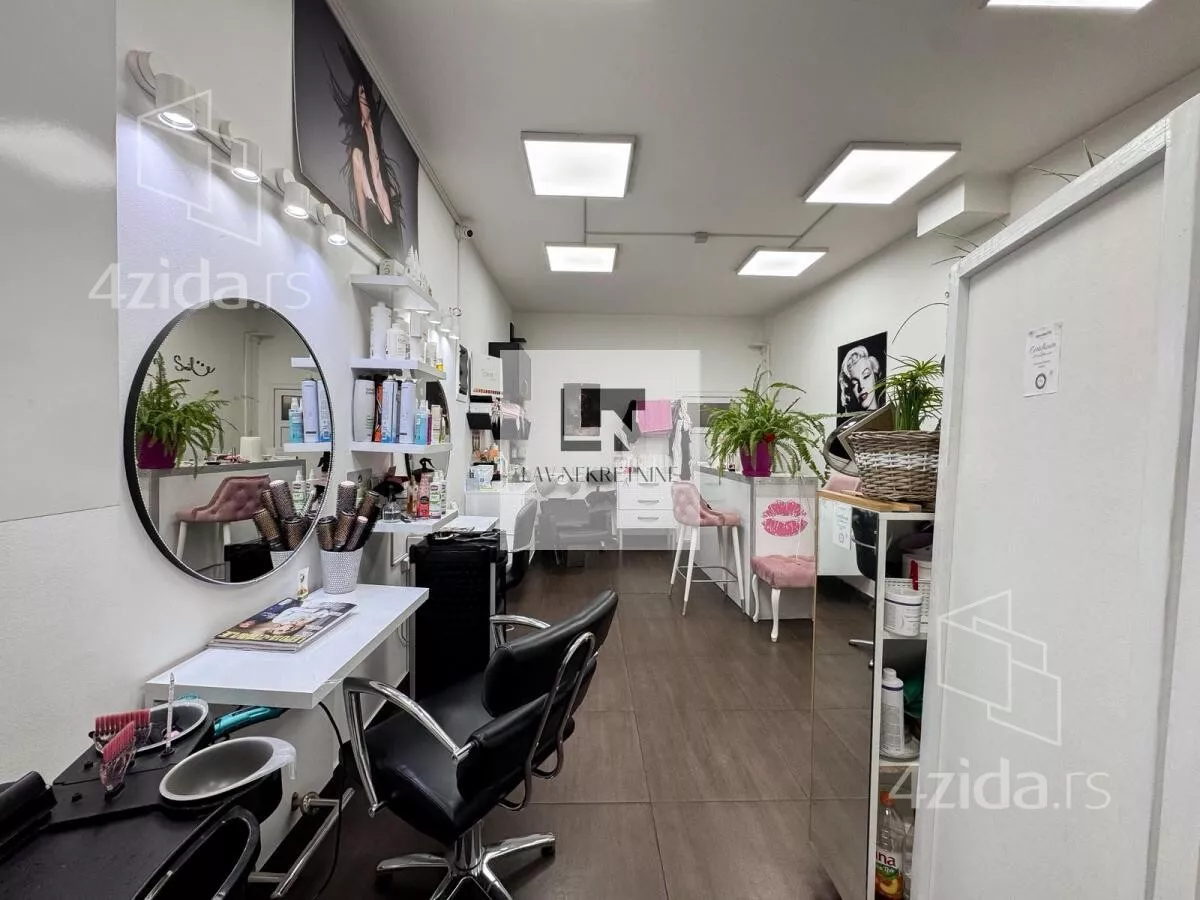 Lokal | 4zida