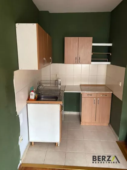 Železnička stanica | 4zida.rs