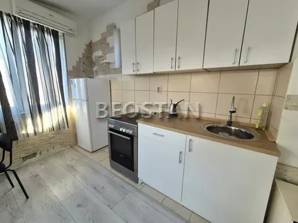 Marka Oreškovica | 4zida.rs