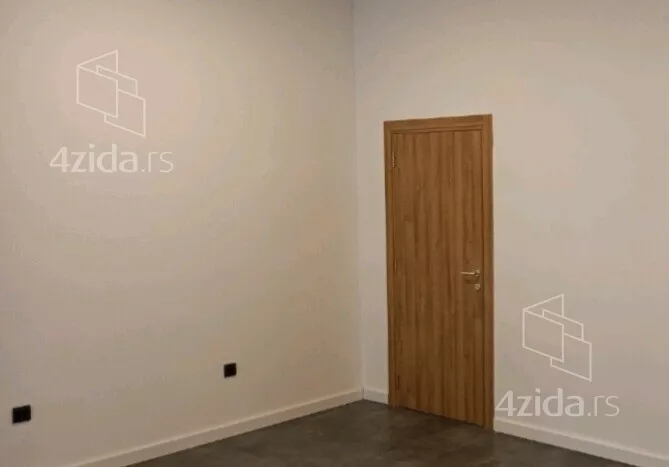 Lokal | 4zida