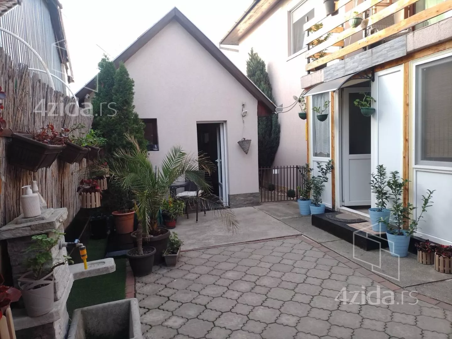 Kuća | 4zida