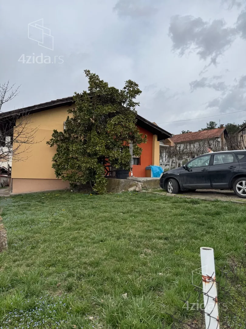 3-etažna kuća | 4zida