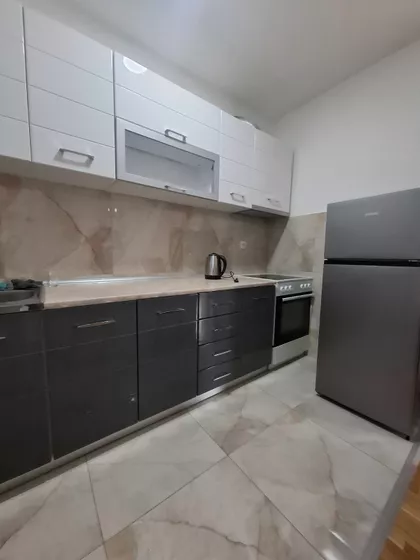 Trg Kosturnica | 4zida.rs