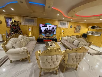 Radnička 66 | 4zida.rs