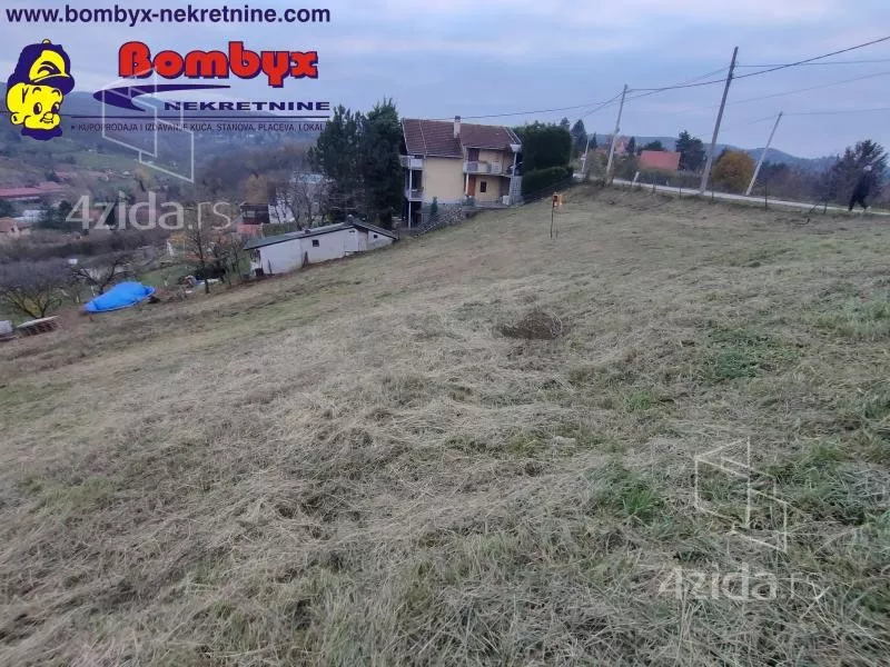 Plac | 4zida