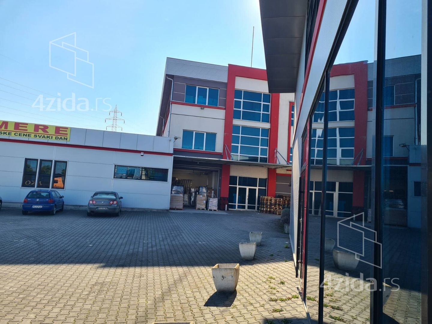 Коммерческое помещение · 2000 m² · Kraljevo