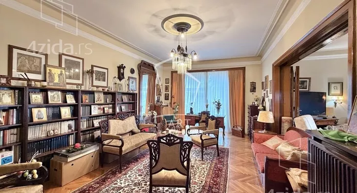 Petoiposoban stan | 4zida