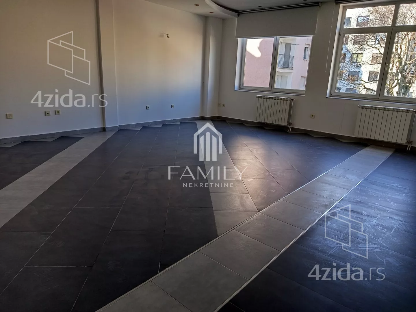 Poslovni prostor | 4zida