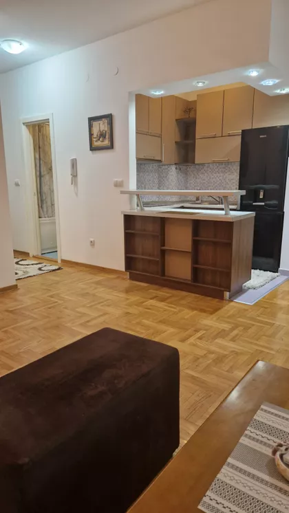 Vojvode Micka Krstića 1 | 4zida.rs