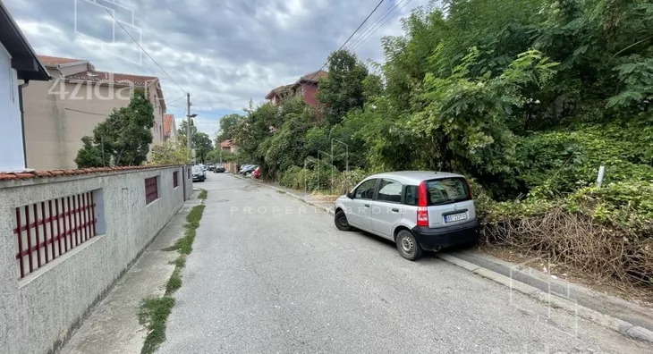 Građevinsko zemljište | 4zida