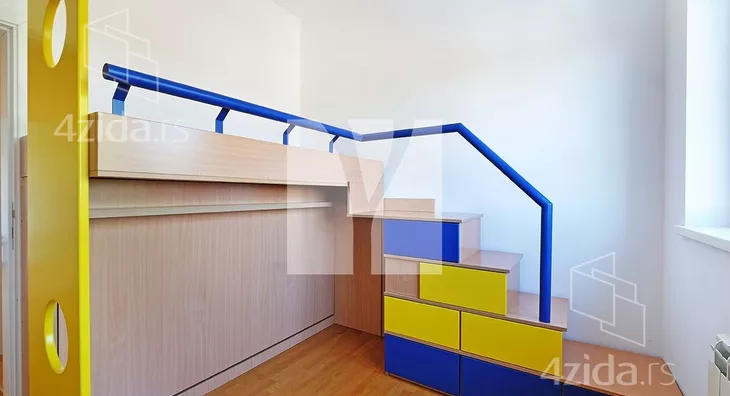 Petosoban stan | 4zida