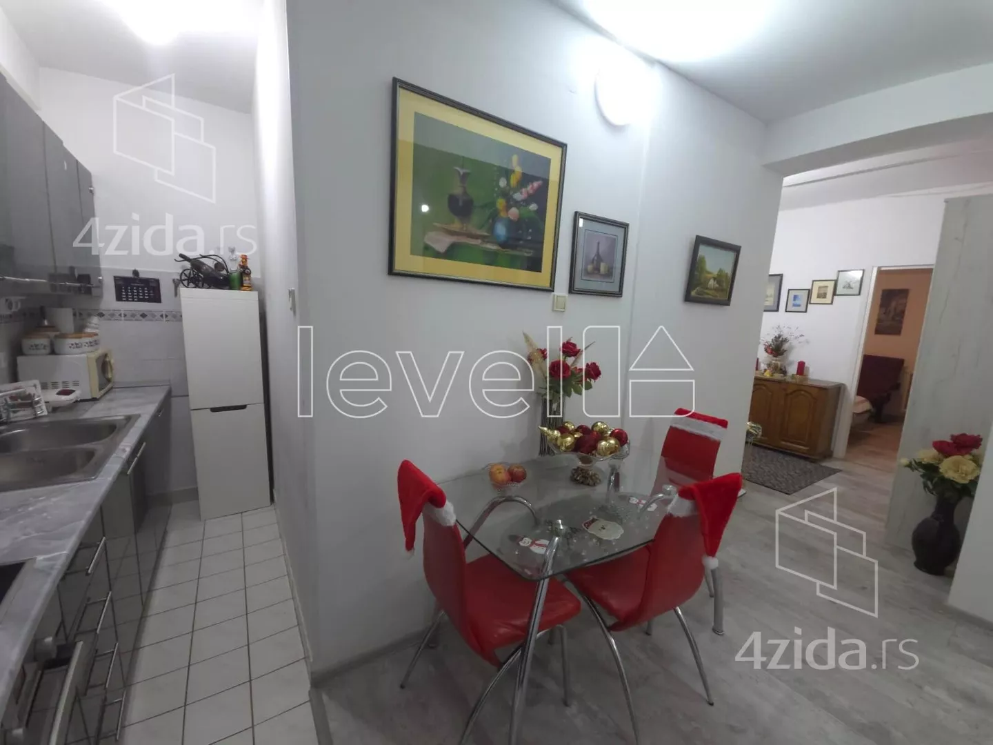 Troiposoban stan | 4zida